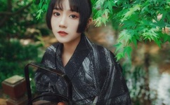 中华小姐泳衣配薄纱